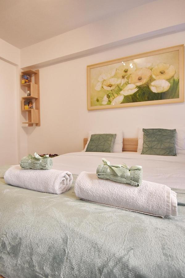 Apartamento Central Studio Emerald Bucarest Exterior foto