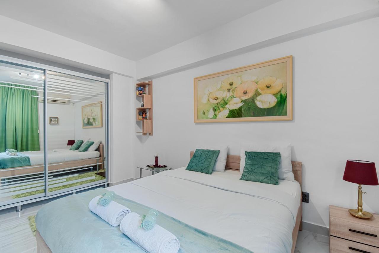 Apartamento Central Studio Emerald Bucarest Exterior foto